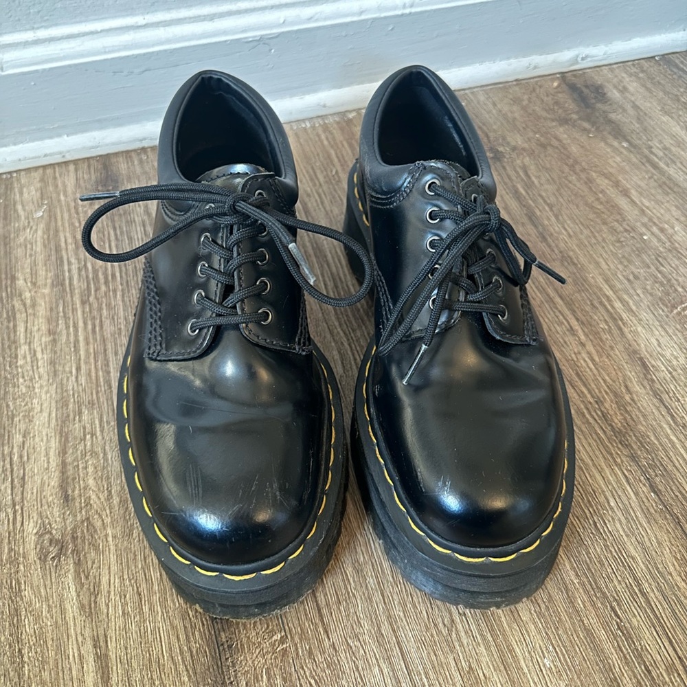 DOC MARTEN PLATFORM SHOES - 8053 PLATFORMS